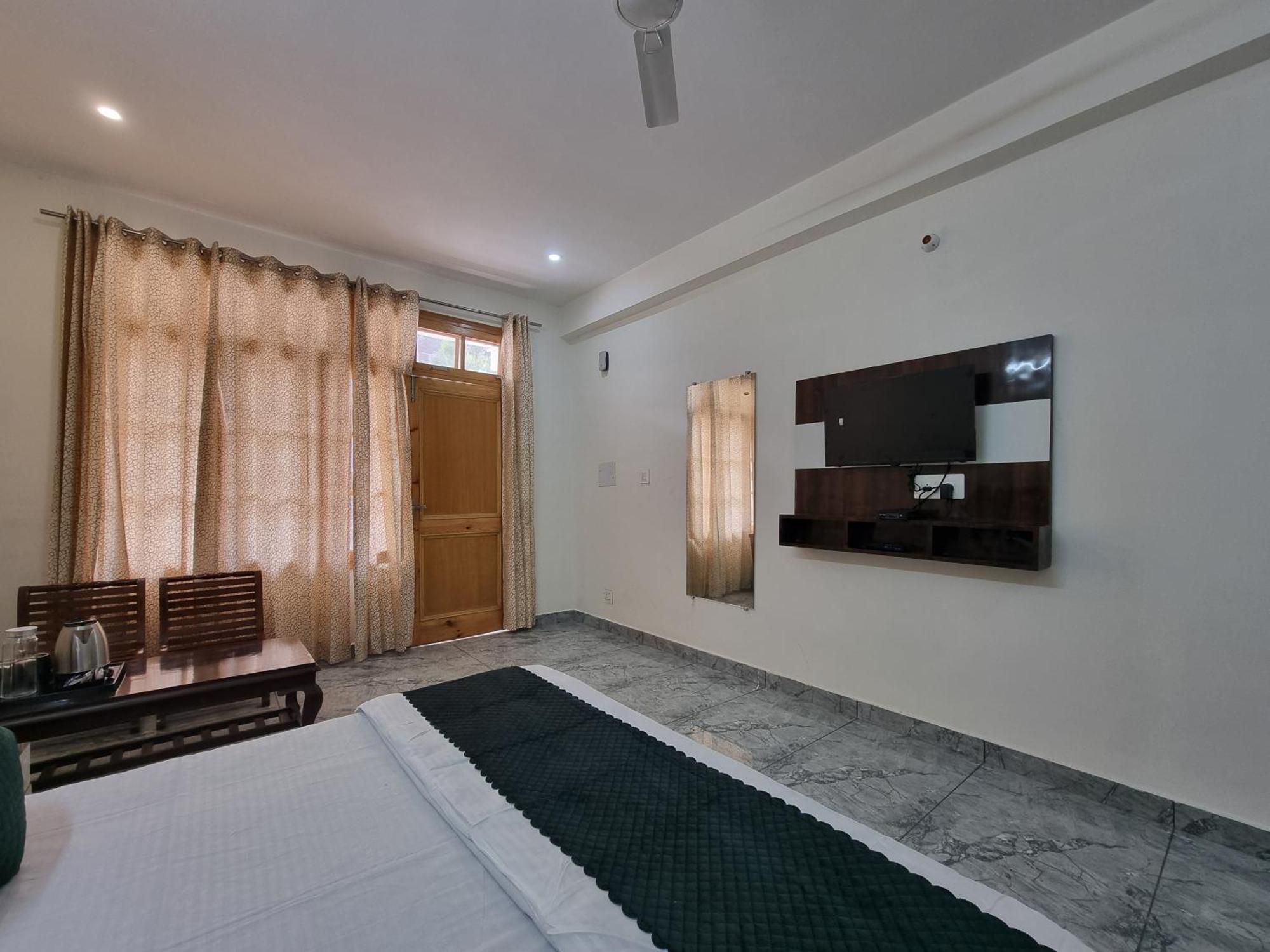 Baikunth Homes ดัลเฮาซี ภายนอก รูปภาพ