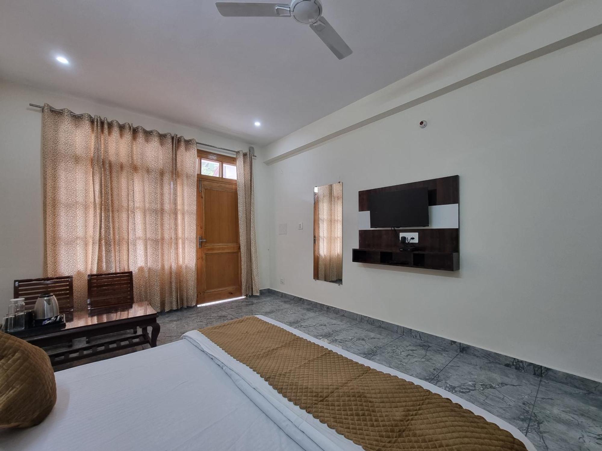 Baikunth Homes ดัลเฮาซี ภายนอก รูปภาพ
